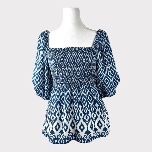 Eclair Blue and White Geometric Top - Sz Small - NWT - Smocked front - Picture 2 of 14